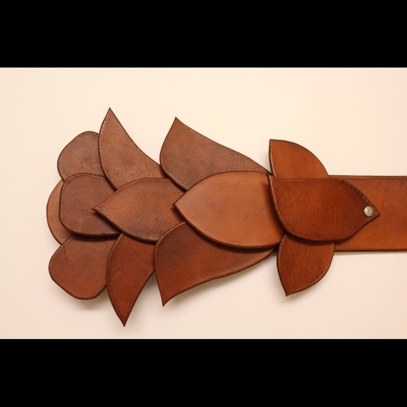 Handmade Leather Belt - Picture 2 of 4